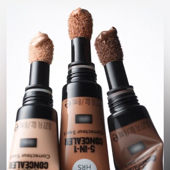 3/$10 Sale! Revlon Color Stay Skin Awaken 5 in 1 Concealer - Truffle - Picture 4 of 9